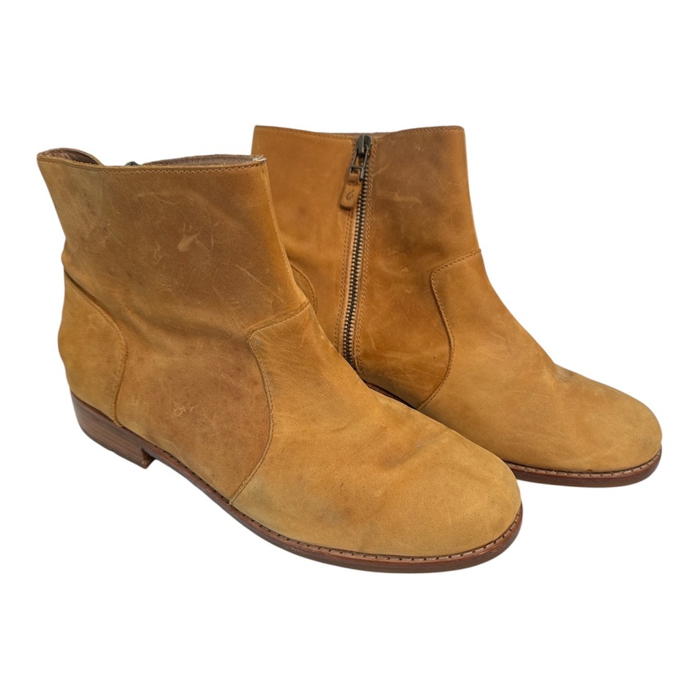 OluKai Women Tan Leather Ankle Boots Side Zip Low Heel Lug Sole Size 11